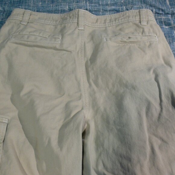LIKE NEW HEAVY  CARGO PANTS 32 X 34 - Picture 3 of 4